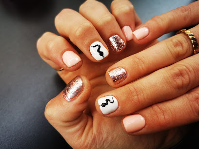 Mandala Nails Spa | Salón de Manicura y Uñas en Vitoria-Gasteiz / 