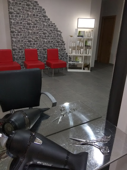 SARA DIAZ ESTILISTA | Peluqueria en Yátova / Valencia