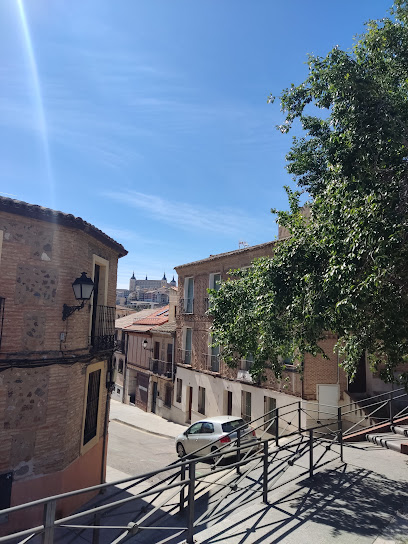 Ofelia Peluquería Estética | Peluqueria en Toledo / Toledo