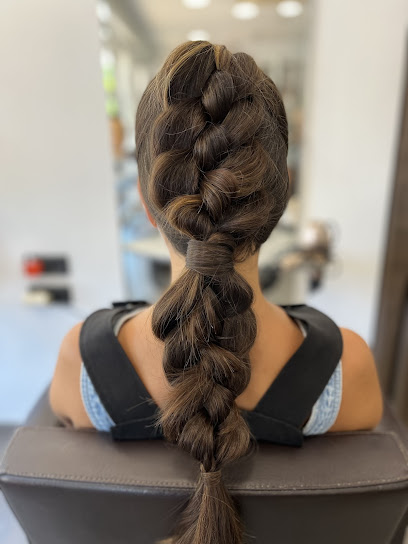 EVA LLOVERAS peluquería unisex | Peluquería en Lloret de Mar / Girona