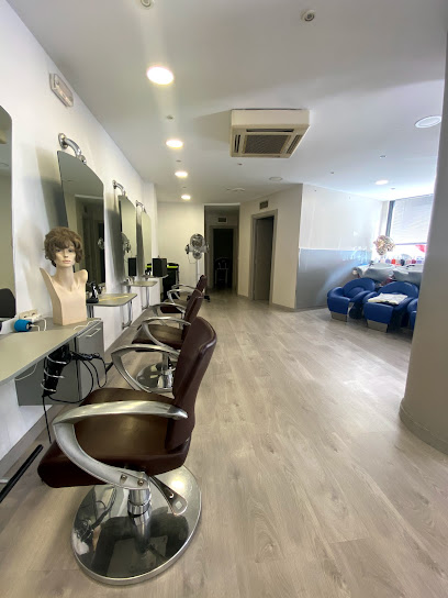 Salón Woon Peluquería | Peluquería en Las Rozas de Madrid / Madrid