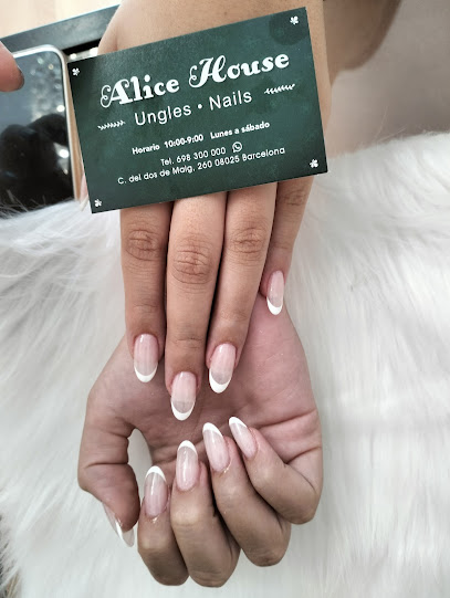 AliceHouse | Salón de Uñas y Manicura en Barcelona