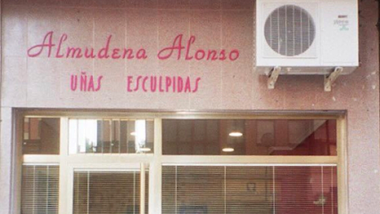 Almudena Alonso Scorza | Peluquería en Logroño / 