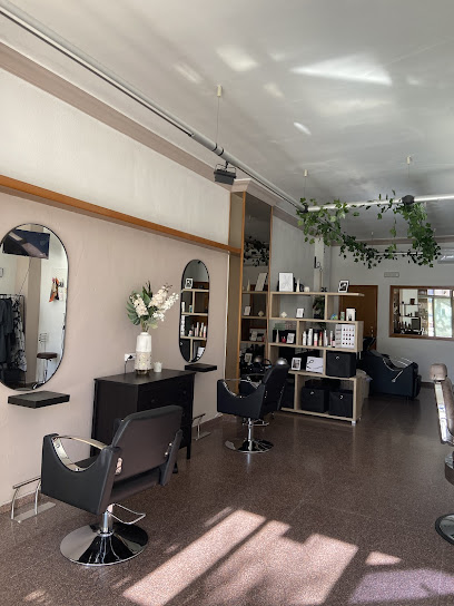 Lucía GM Beauty Salon | Peluquería en Almansa / Albacete