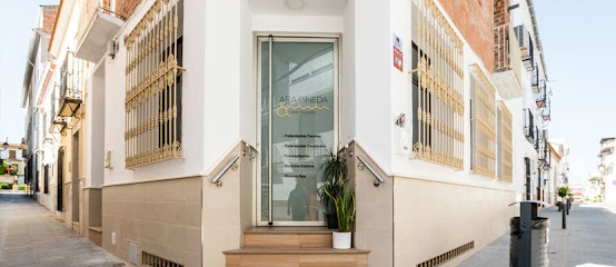 Ara Pineda | Centro de Estética en Moriles