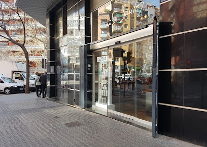 Salón Lola Santos Barcelona | Peluqueria en Barcelona / Barcelona