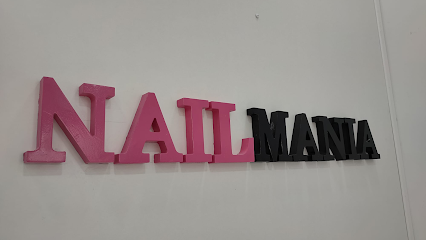 Nailmania | Salón de Manicura y Uñas en Terrassa / 