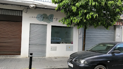 Cristina Diaz | Salón de Uñas y Manicura en Córdoba