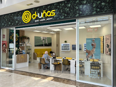 D-Uñas Nails & Beauty | Centro Comercial Islazul | Salón de Manicura y Uñas en Madrid / 