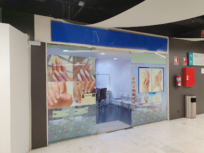 Rosa Nails | Salón de Manicura y Uñas en Sabadell / 
