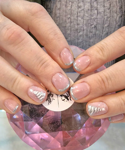 Centro Estetico Athenea | Salón de Manicura y Uñas en Arteixo / 