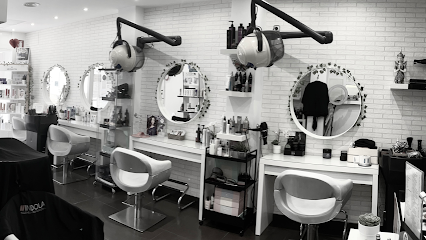 Epsilon Hair & Beauty By Mayca Campoy | Peluquería en Torremolinos / Málaga