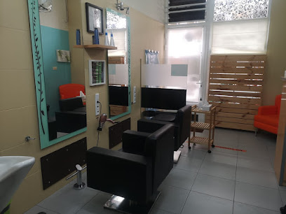 Peluquería Isa Novoa | Peluquería en Ribeira / La Coruña