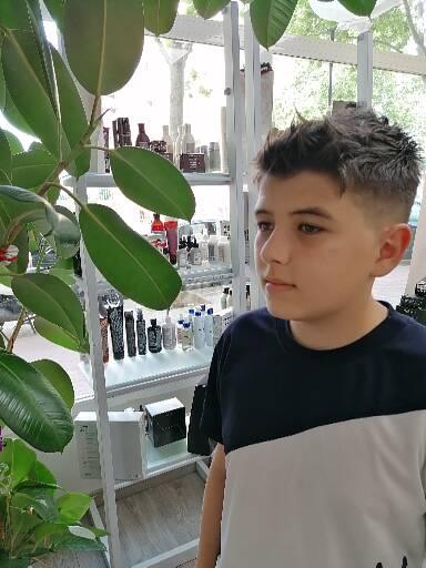 No.Un Peluqueros | Peluquería en Zaragoza / Zaragoza