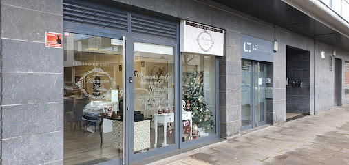 Alexandra Nails | Salón de Manicura y Uñas en Lleida / 