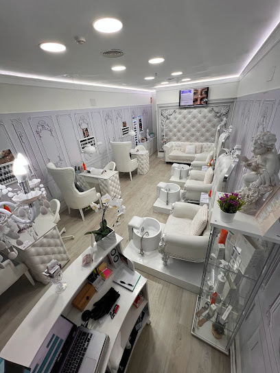 Karin Nails | Salón de Uñas y Manicura en Tres Cantos