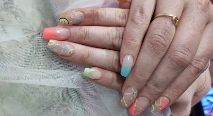 Coccoleta Nails | Salón de Manicura y Uñas en Valencia / 