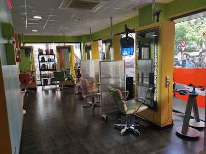 Nuevas Líneas | Peluquería en Valladolid / Valladolid