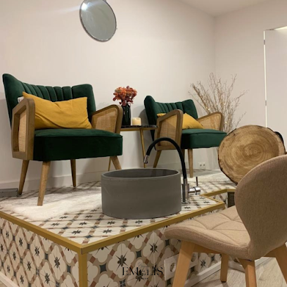 Emelis Beauty Center | Centro de Estética en Teruel