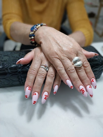 HAPPY Nails | Salón de Manicura y Uñas en Gandía / 