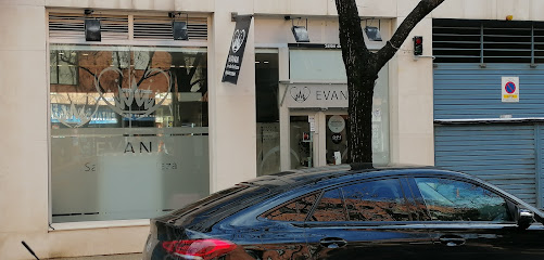 Evana Peluquería y Salón de Belleza | Peluquería en Sevilla / Sevilla