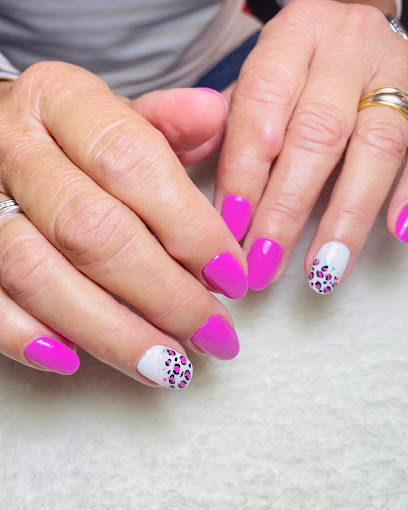 Ylenia Nails | Salón de Uñas y Manicura en Santurtzi