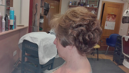 PELUQUERÍA PEDRO UNISEX. | Peluqueria en Cuenca / Cuenca