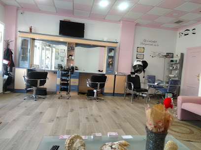 Peluqueria y Estetica Leny | Peluquería en Aguadulce / Almería