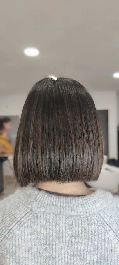 ALMUDENA MARTIN HAIR SALON | Peluqueria en Martorell / Barcelona