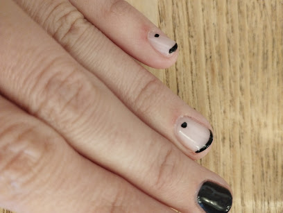 Aimi Uñas | Salón de Uñas y Manicura en Barcelona