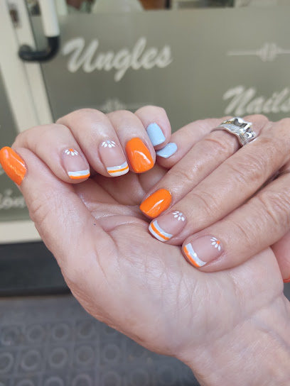 Cristina Vives | Salón de Manicura y Uñas en Barcelona / 