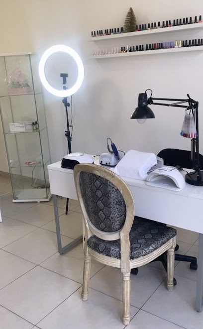Loly Collado | Peluquería en Andratx / 