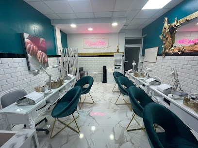 Nailstar by Alberto Dugarte | Salón de Manicura y Uñas en Madrid / 