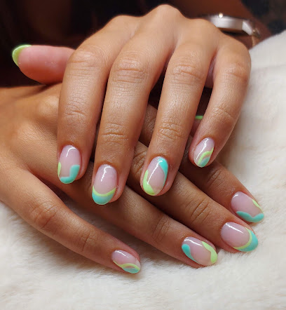 AquaNails | Salón de Manicura y Uñas en Barcelona / 