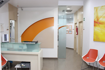 Centro Laser Almeria | Peluquería en Almería / 