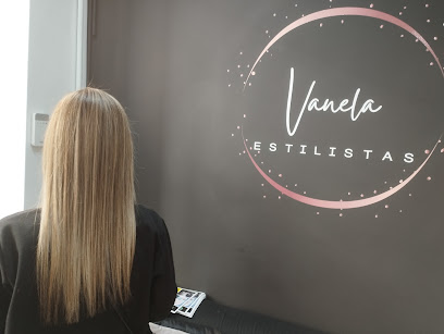 VANELA ESTILISTAS | Peluquería en Zamora / Zamora