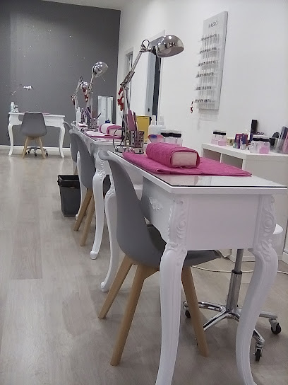 Nails Boutique G. Revilla | Salón de Uñas y Manicura en Bilbao