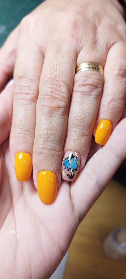 MESQUEMANS | Salón de Manicura y Uñas en Gandía / 