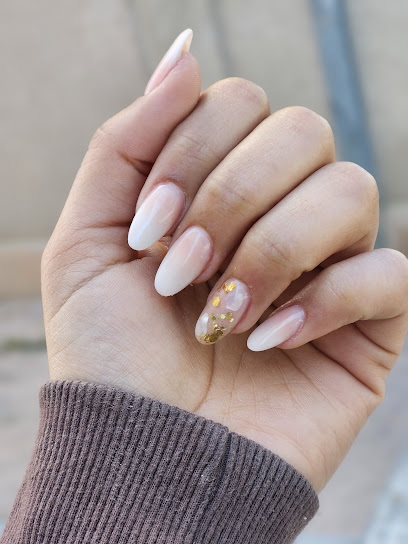 Kadosh Nails | Salón de Manicura y Uñas en Pinto / 