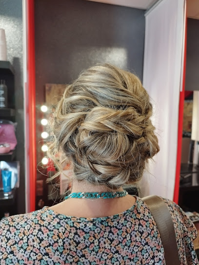Backstage | Peluqueria en Linares / Jaén