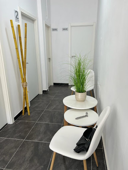 Kalos Esthetic Center | Peluquería en Santa Cruz de Tenerife / 