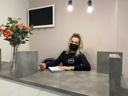 VICTORIA López | Peluquería en San Fernando de Henares / 