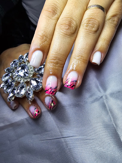 LUXURY Nails | Salón de Uñas y Manicura en Valsequillo