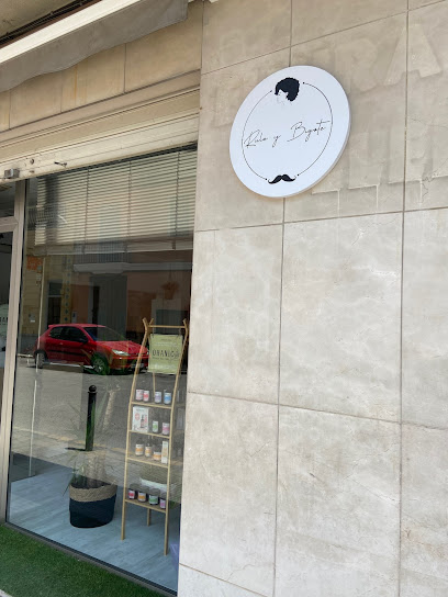 Rulo y Bigote | Peluquería en Liria / Valencia