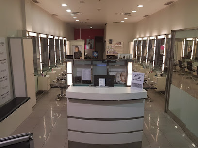 Luis Macavi Peluqueria y Belleza | Peluqueria en Trasona / Asturias