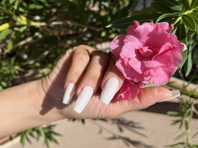 IVINails | Salón de Manicura y Uñas en Collado Villalba / 