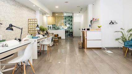 Analia Hurtado | Beauty Salón | Salón de Manicura y Uñas en Illescas / 
