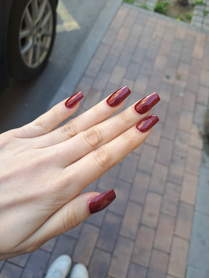 Nails Vietnamita | Salón de Uñas y Manicura en Torredembarra