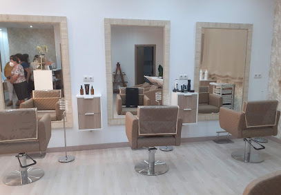 Fabiola Cordo Estilistas | Peluqueria en Padrón / La Coruña