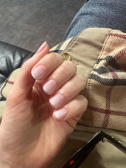 Nails Factory | O